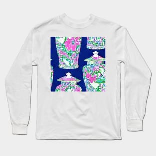 Colorful chinoiserie jars on deep blue seamless pattern Long Sleeve T-Shirt